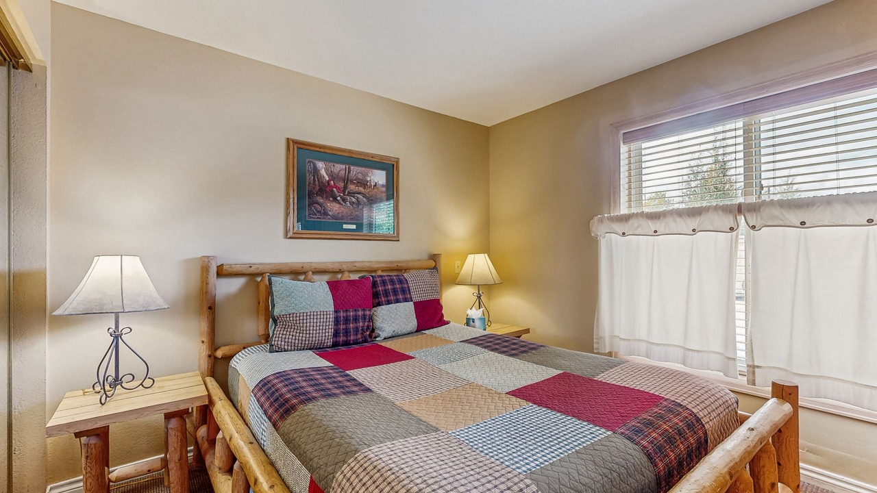 Photo of Bedroom in Grand Lake