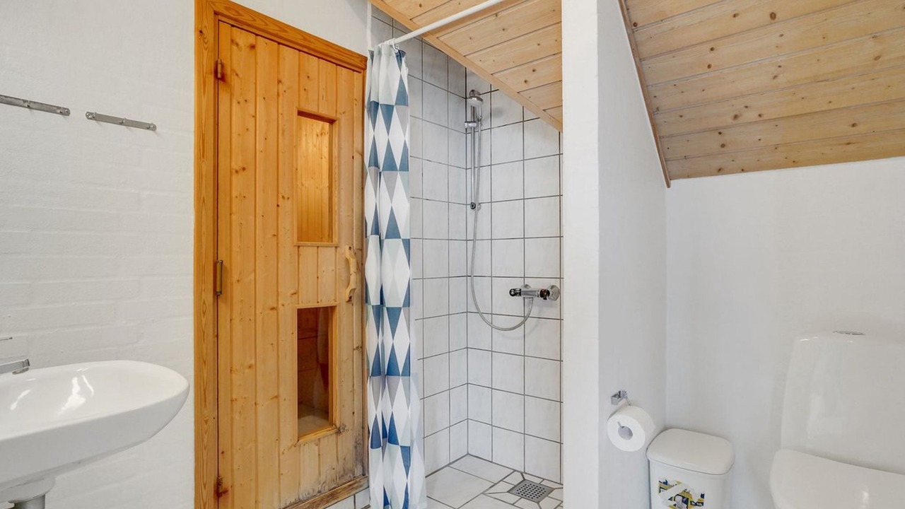 Photo of Bathroom in Sillerslev