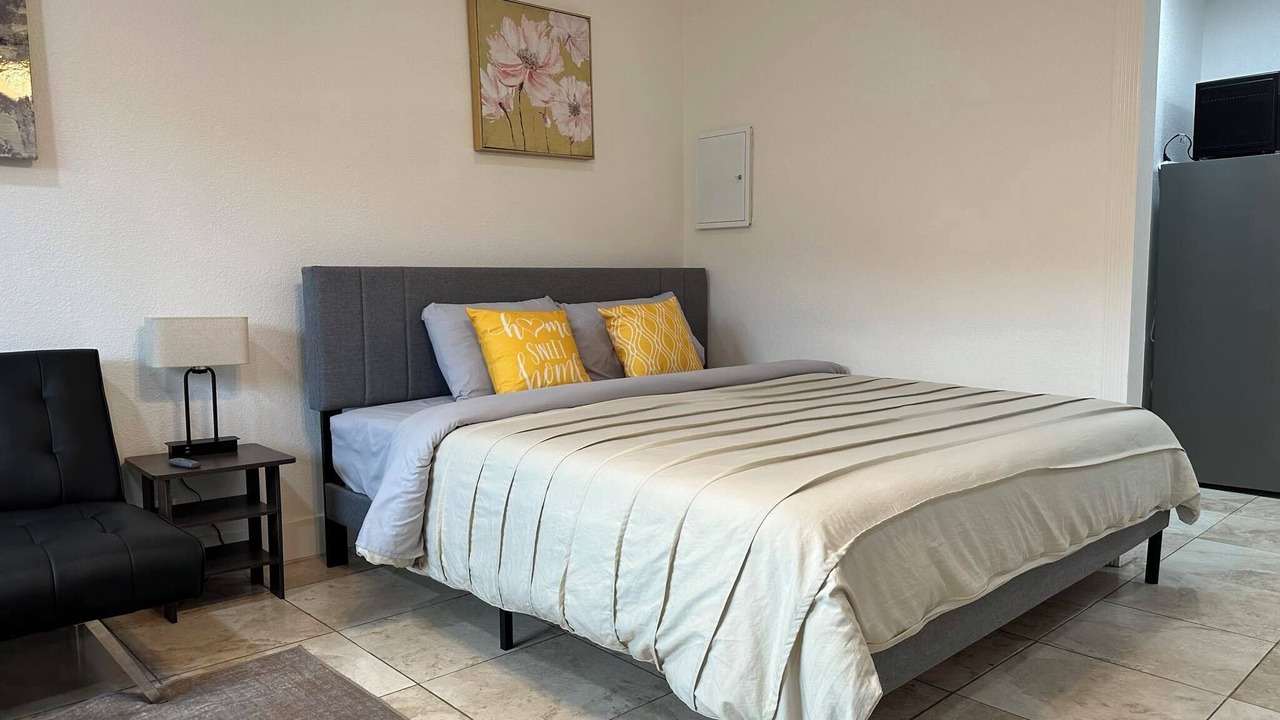 Photo of Others in Cambrian