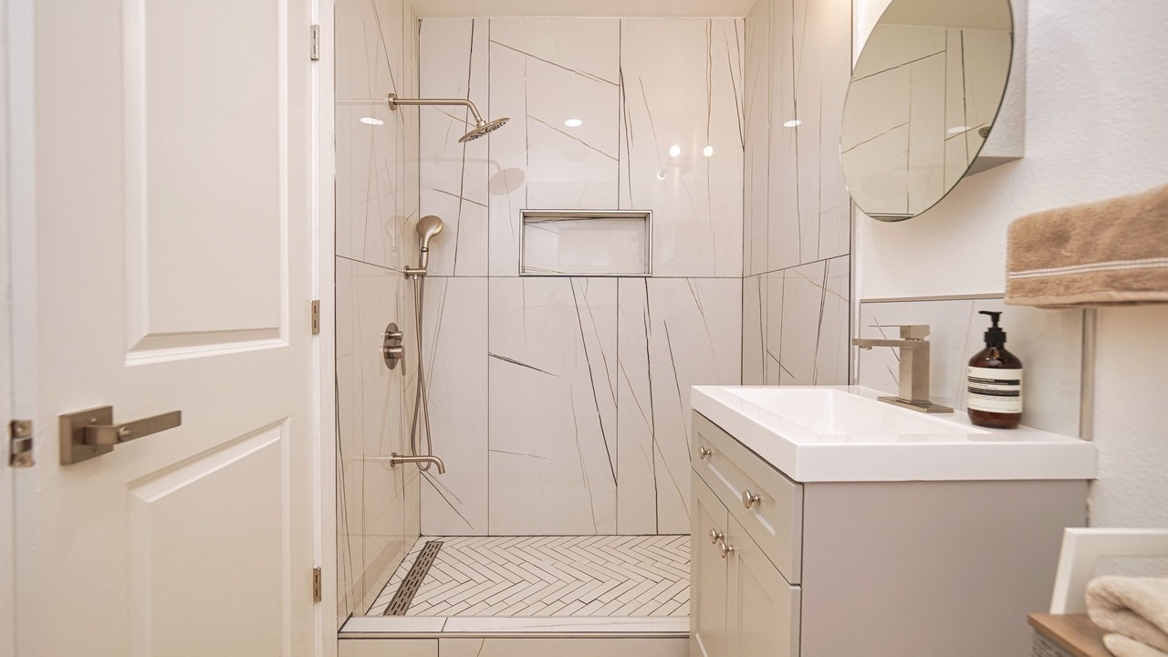 Photo of Others in Cambrian