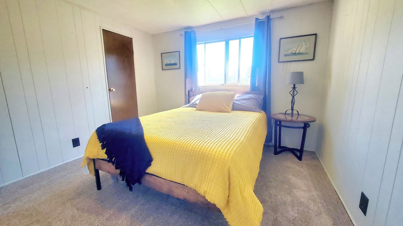 Photo of Bedroom in Kincheloe