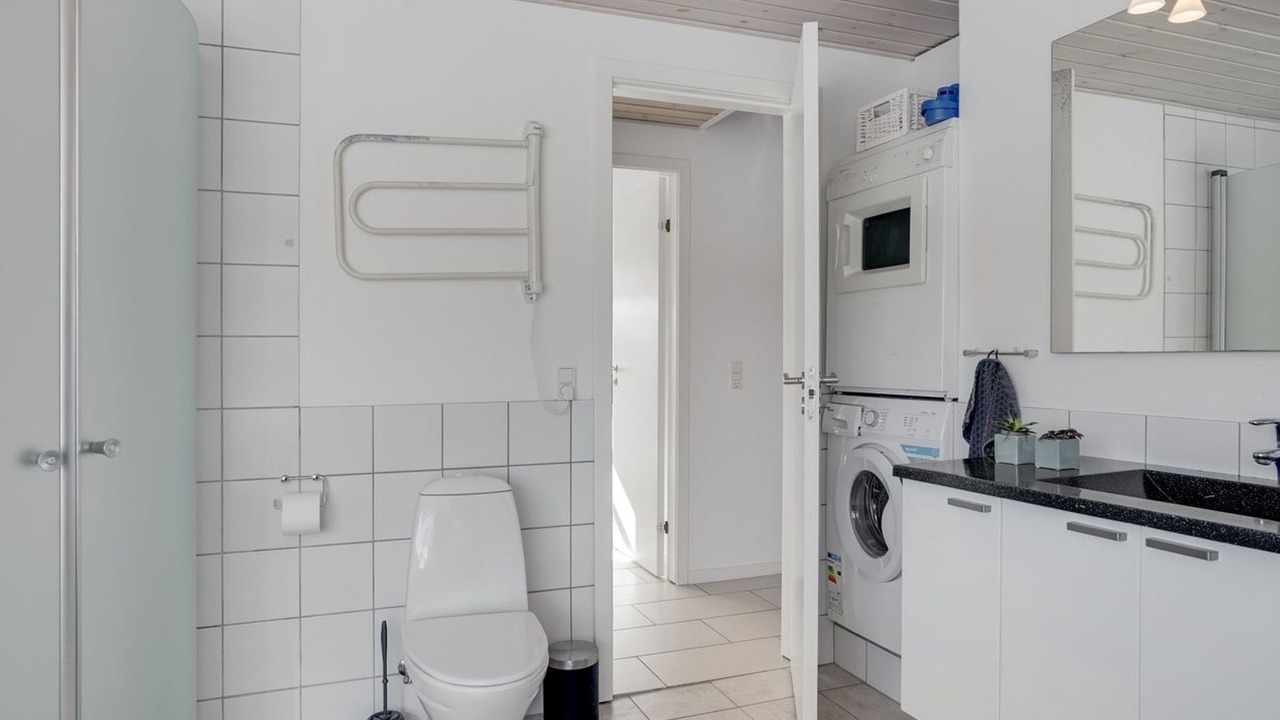 Photo of Bathroom in Brovst