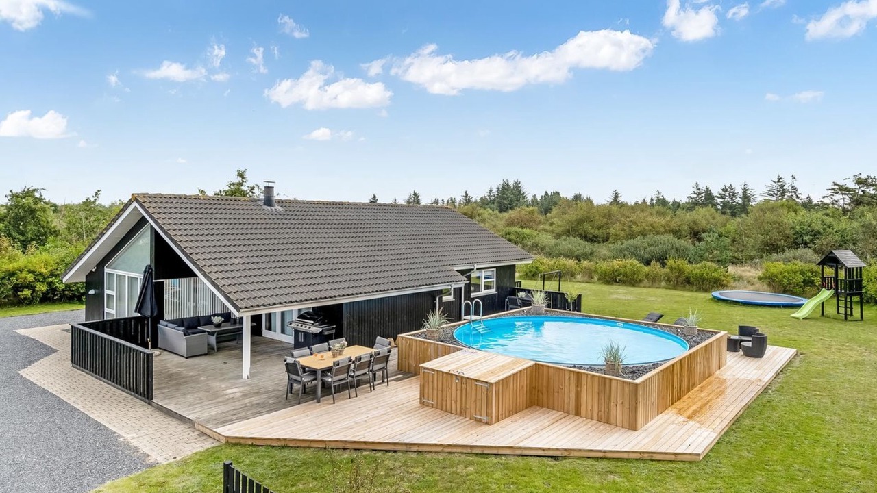 Photo of Others in Brovst