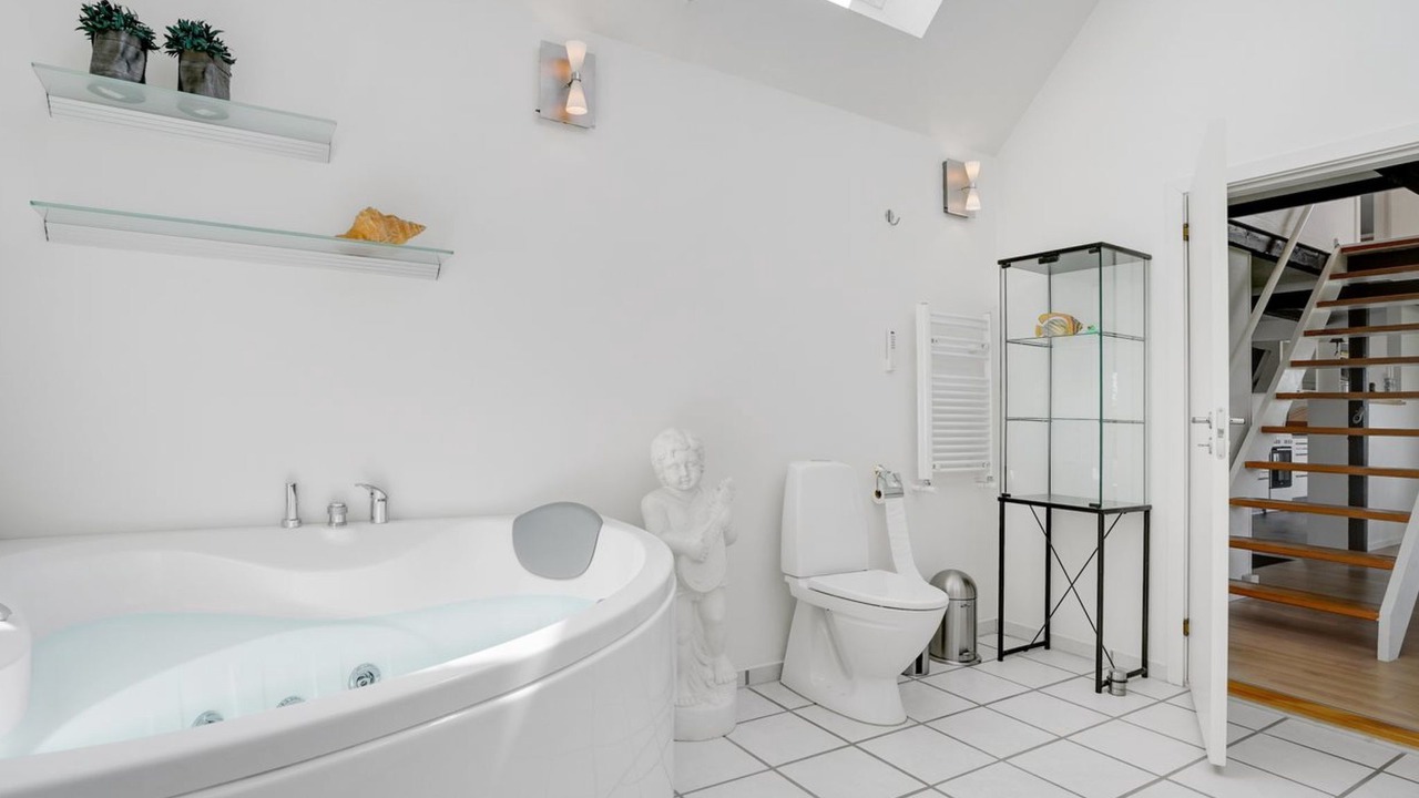 Photo of Bathroom in Hjarbæk