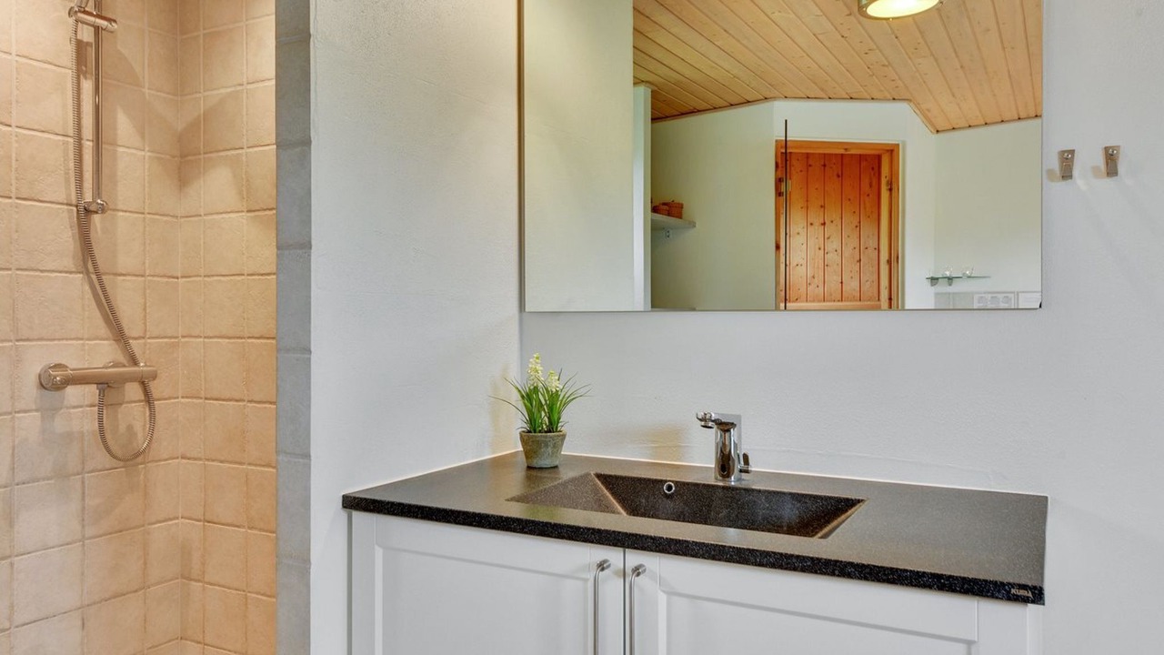 Photo of Bathroom in Kryle