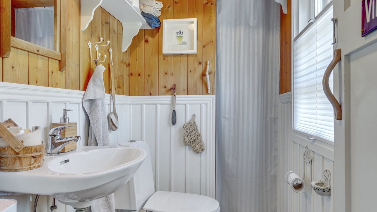 Photo of Bathroom in Asaa