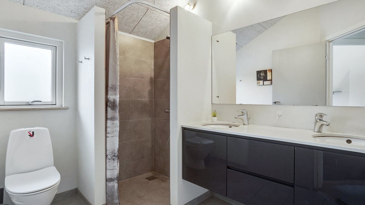 Photo of Bathroom in Aabenraa