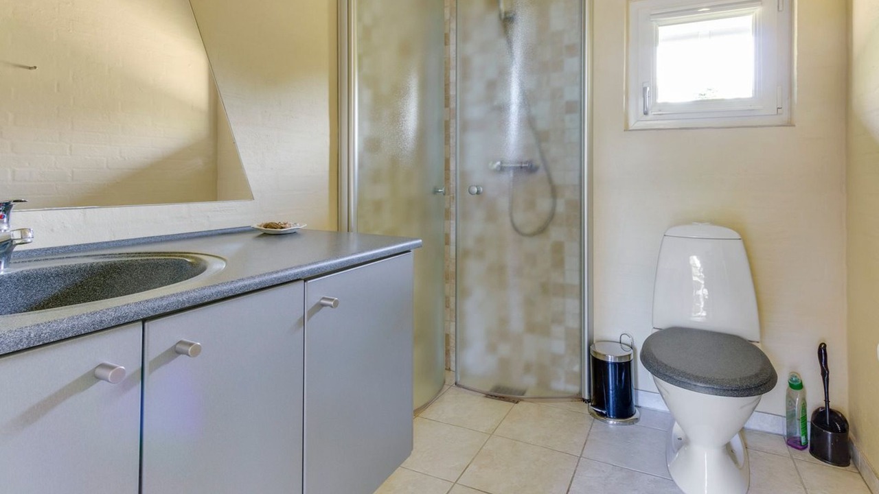 Photo of Bathroom in Hou