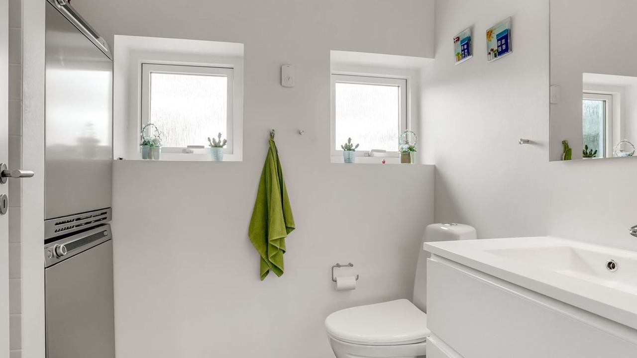Photo of Bathroom in Hou