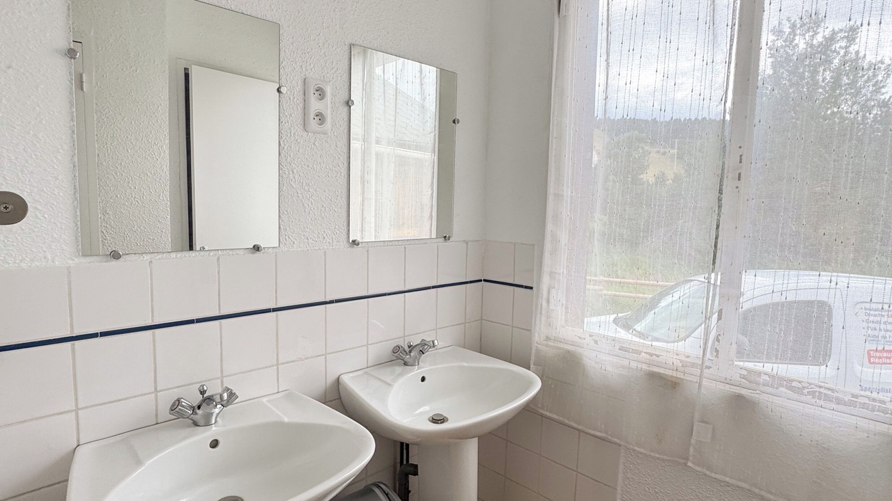 Photo of Bathroom in La Llagonne
