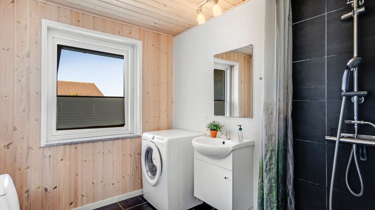 Photo of Bathroom in Klitmoller