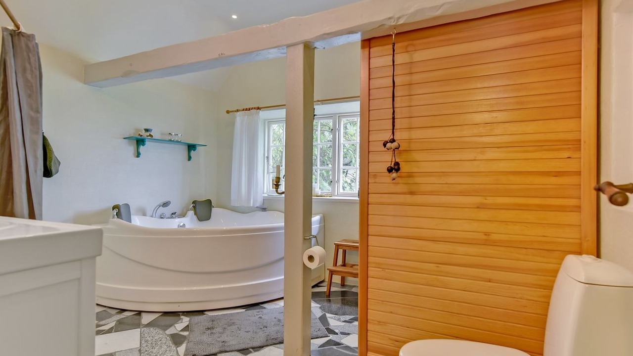 Photo of Bathroom in Ballum