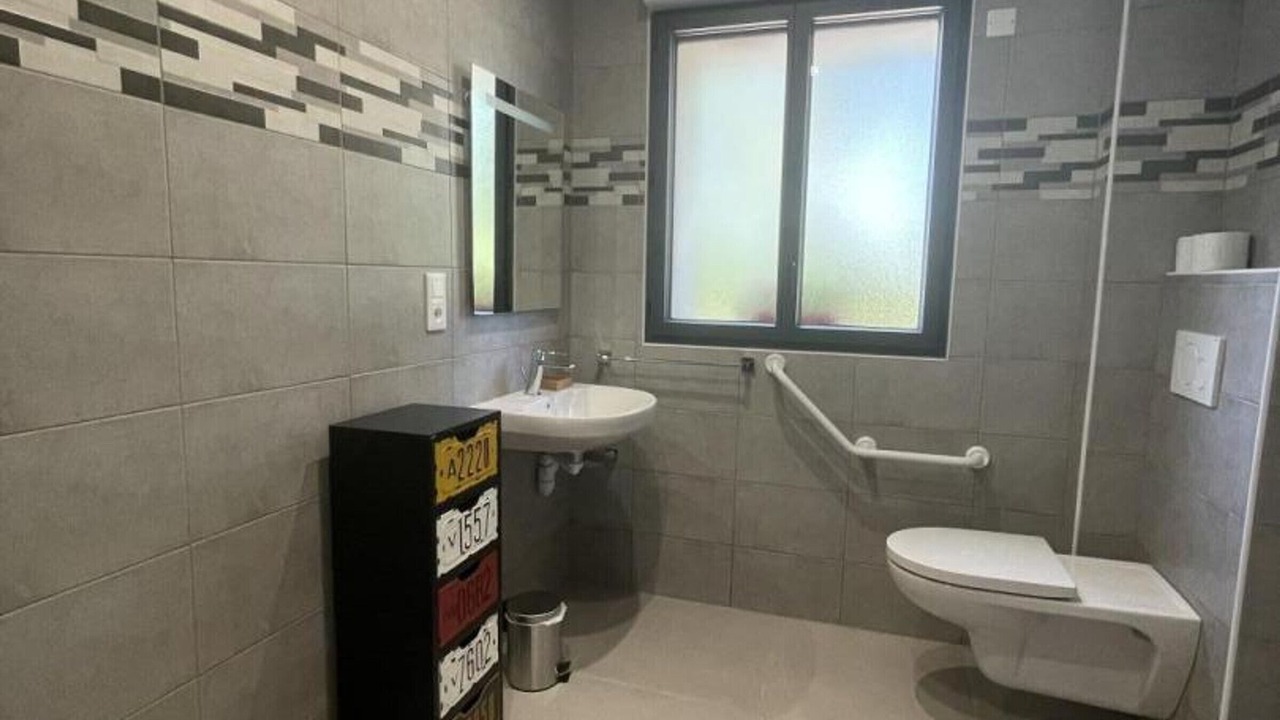 Photo of Bathroom in Couzon