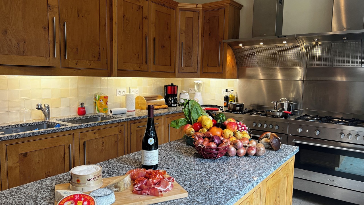 Photo of Kitchen in Louresse-Rochemenier