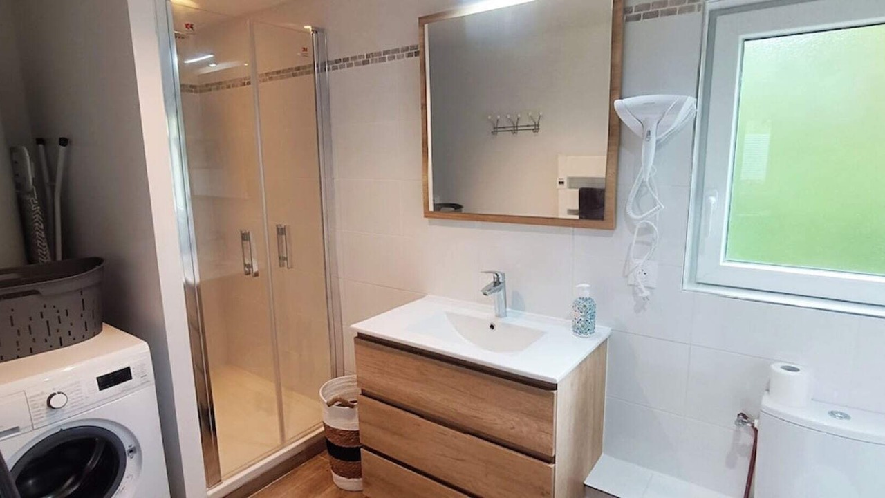 Photo of Bathroom in Auberville