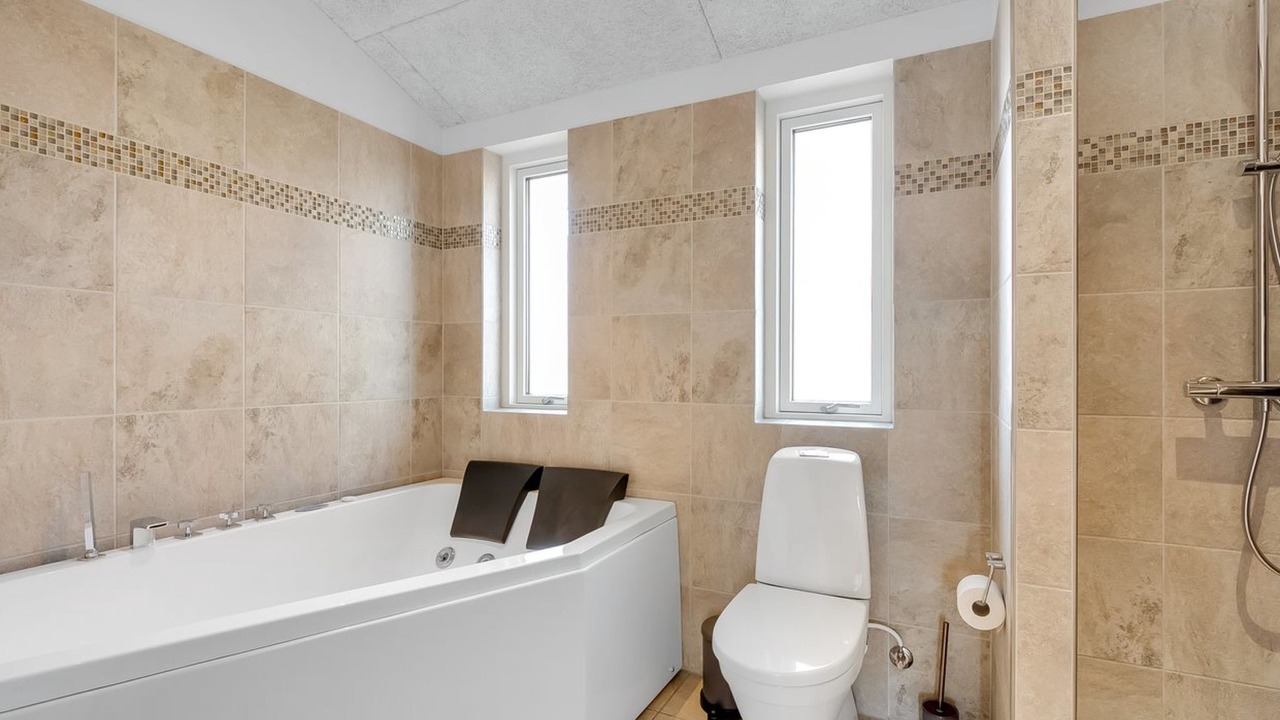 Photo of Bathroom in Haurvig