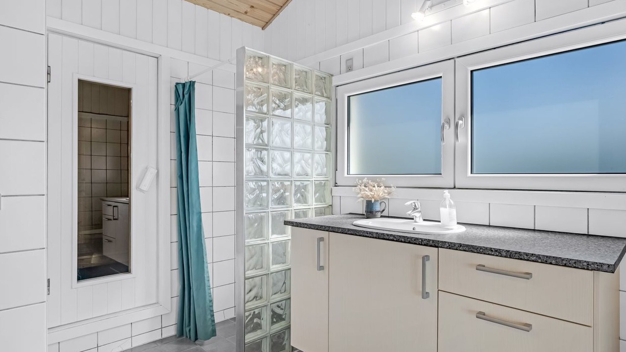 Photo of Bathroom in Vestervig