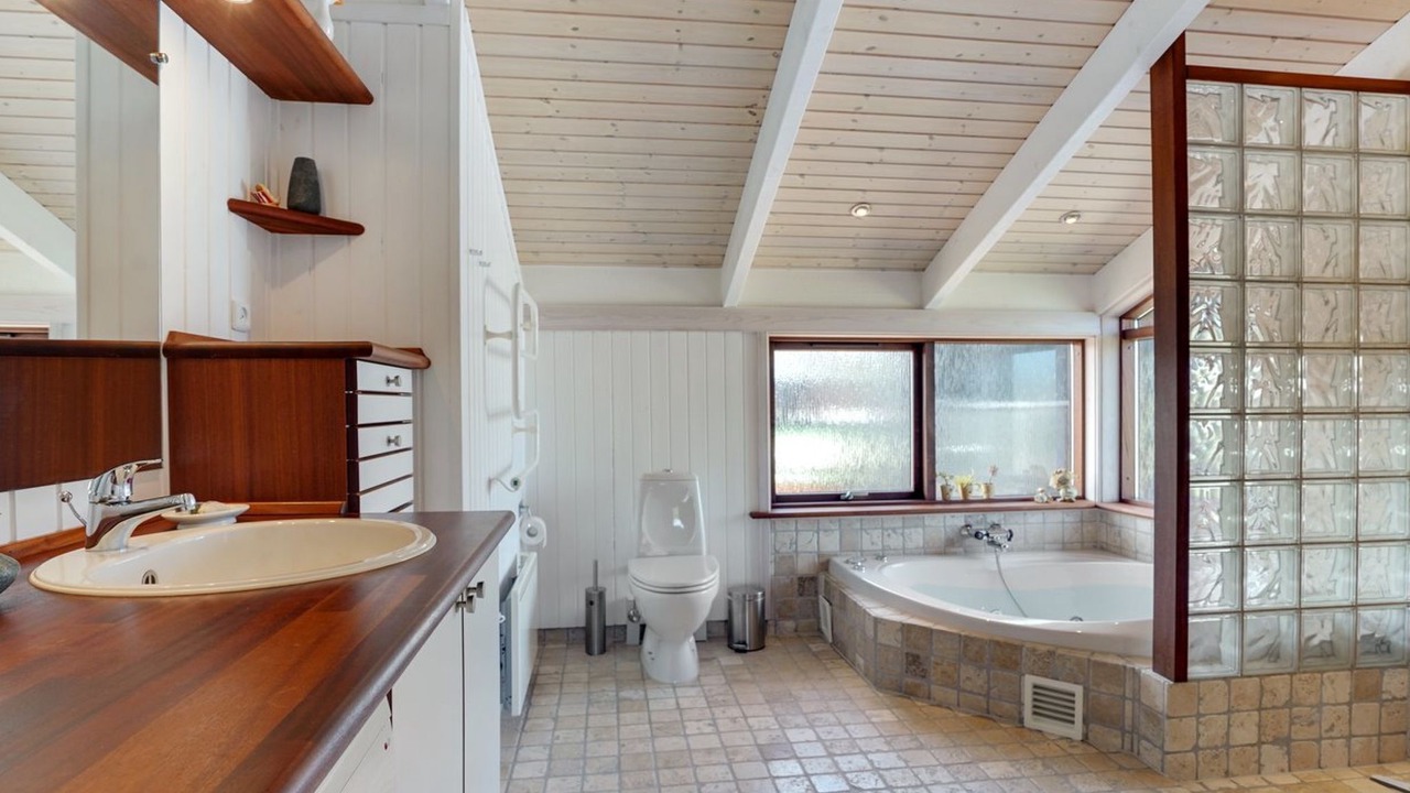 Photo of Bathroom in Sæby