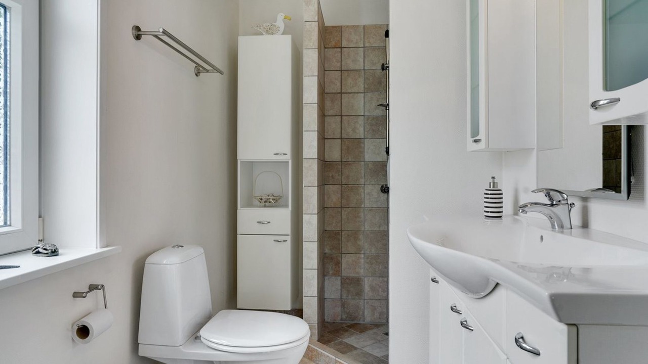 Photo of Bathroom in Asaa