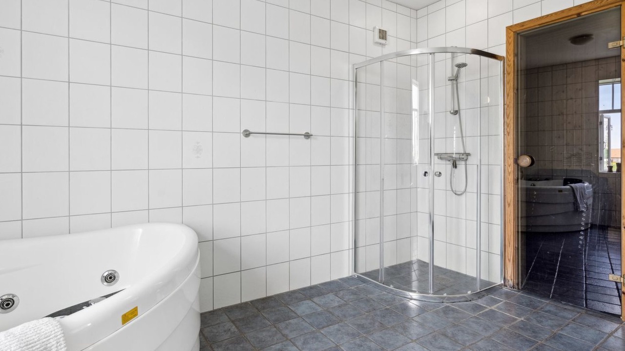 Photo of Bathroom in Ballum