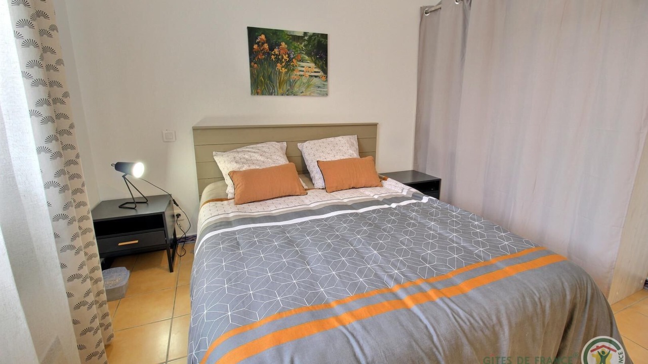 Photo of Bedroom in Lannion