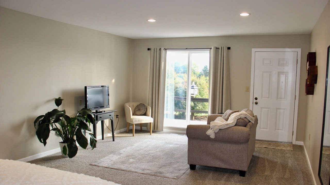 Photo of Livingroom in New Holland