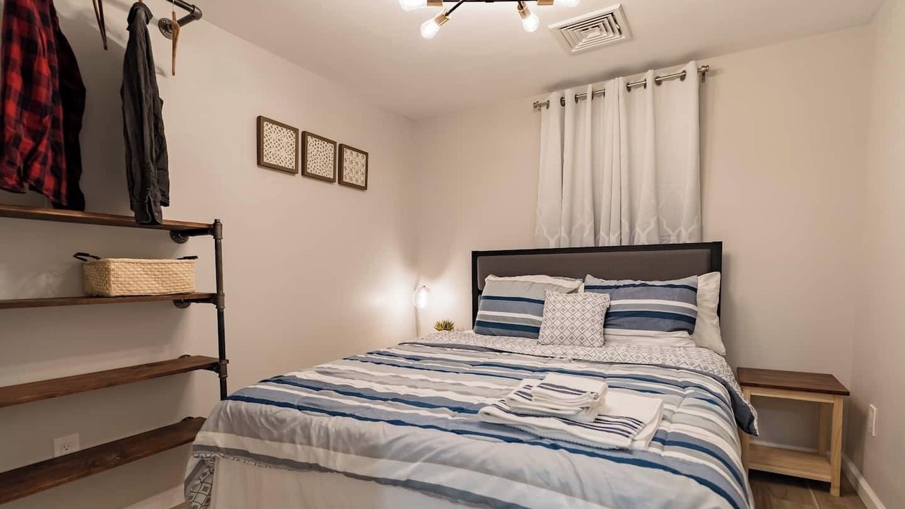 Photo of Bedroom in Bellmawr