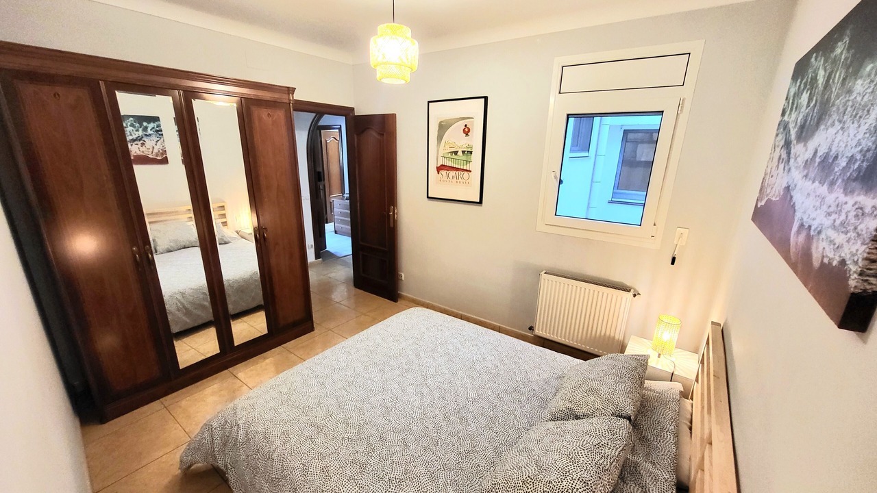 Photo of Bedroom in Portbou