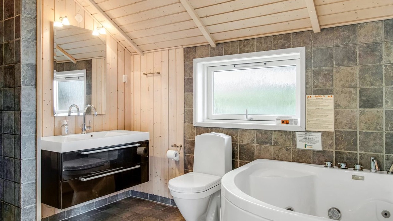 Photo of Bathroom in Lakolk