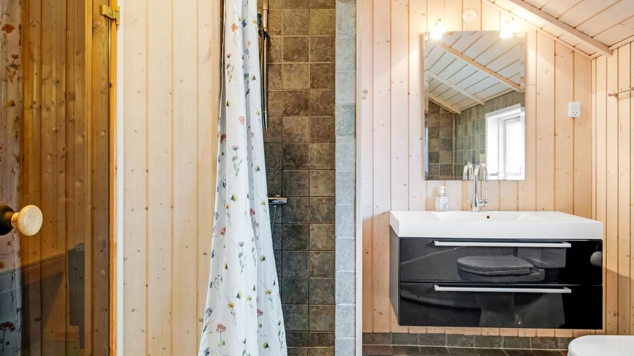 Photo of Bathroom in Lakolk