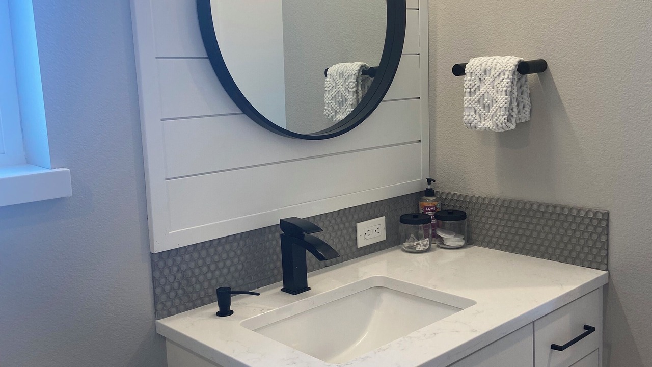 Photo of Bathroom in Orchard District