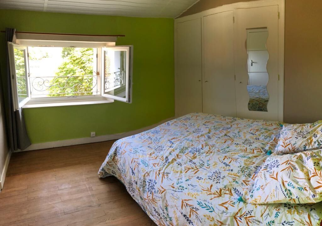 Photo of Bedroom in Maillezais