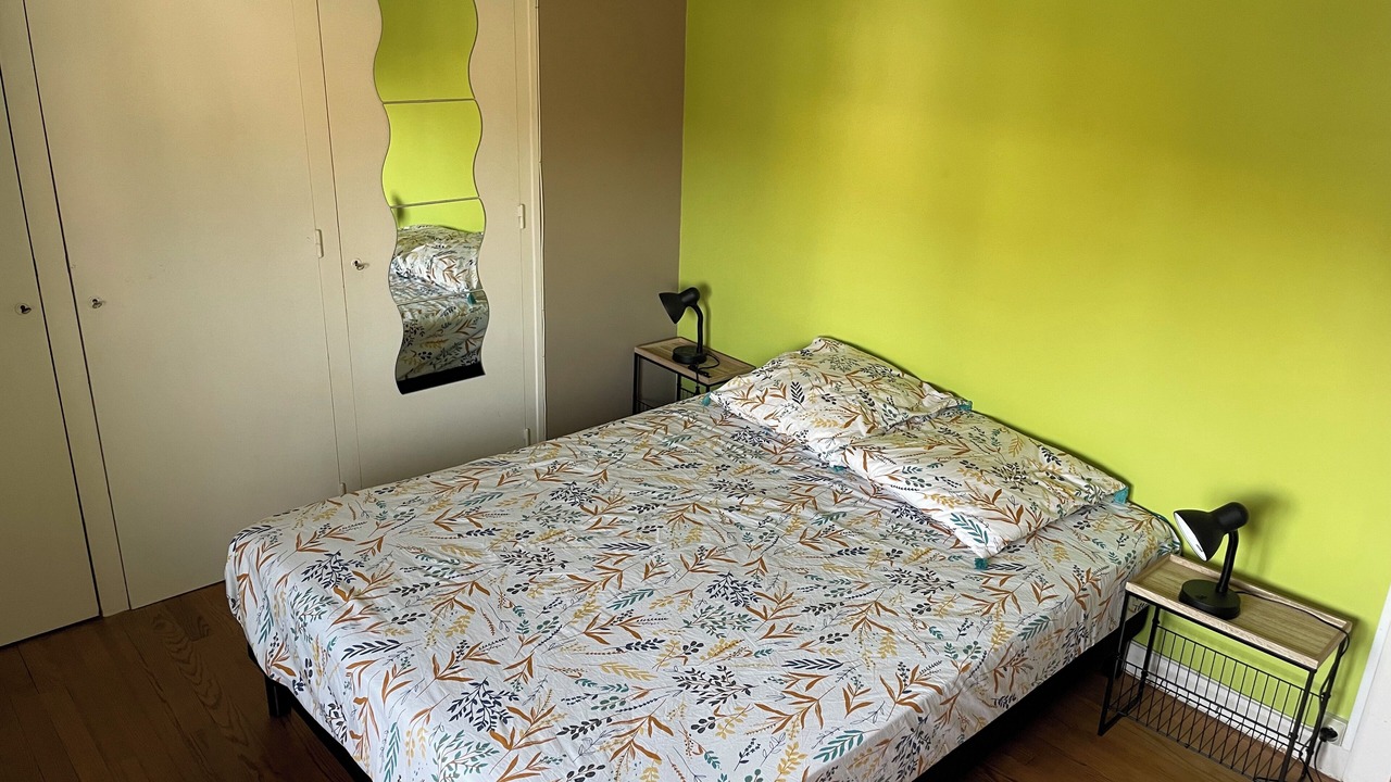 Photo of Bedroom in Maillezais