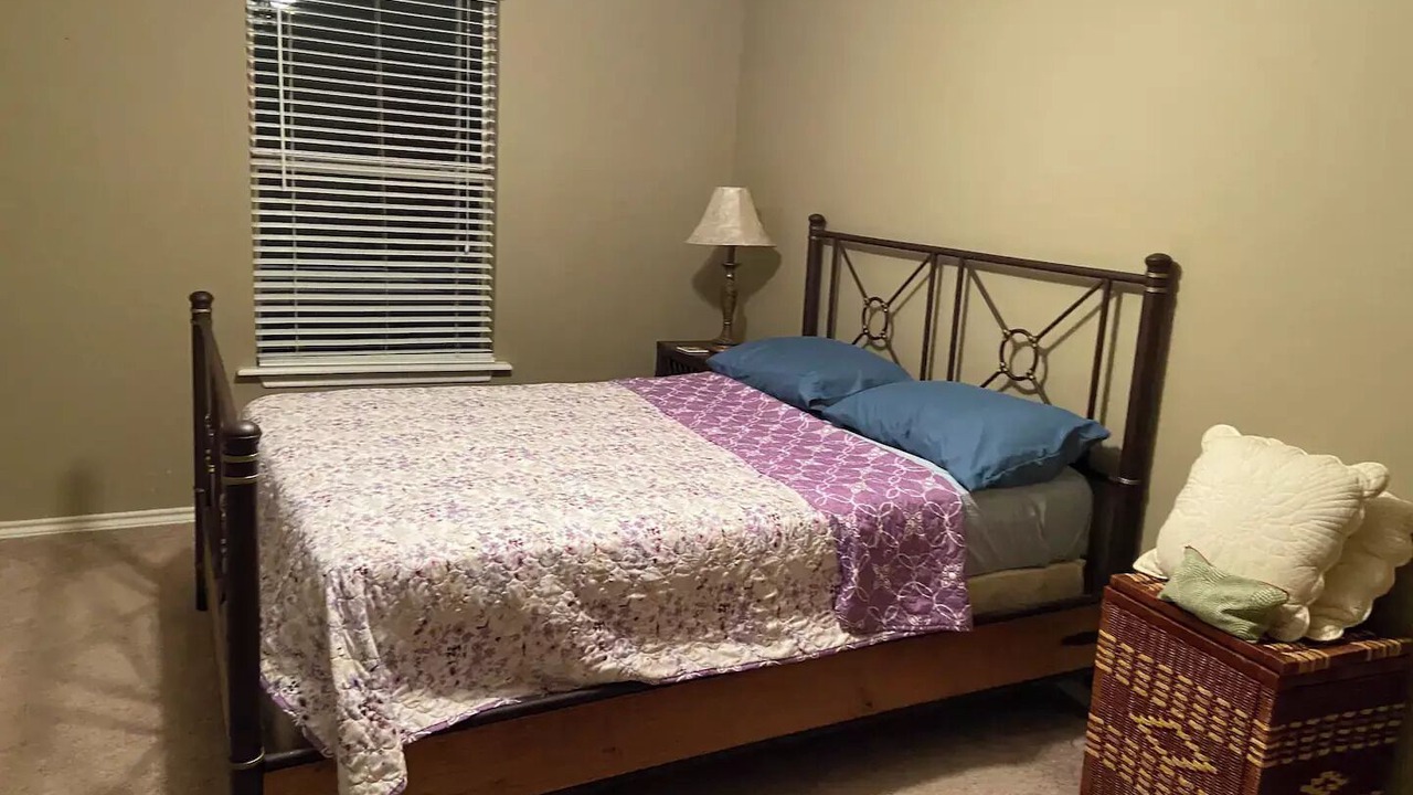 Photo of Bedroom in Cayuga
