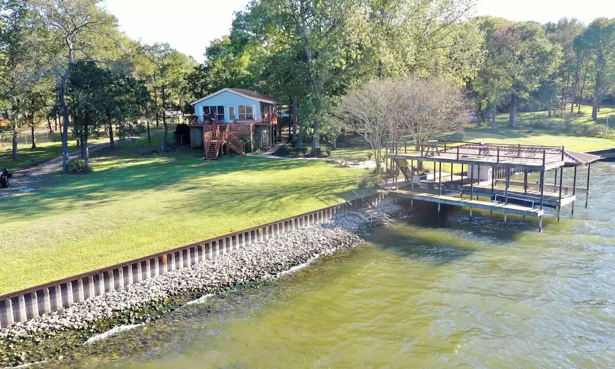 Photo of Outdoor in Cayuga