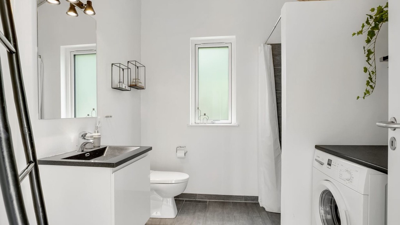 Photo of Bathroom in Dannemare