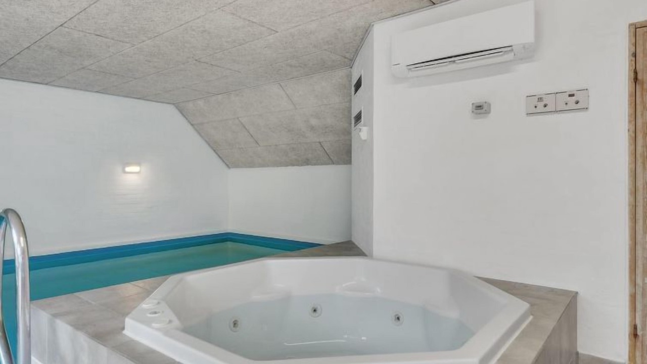 Photo of Bathroom in Jegum