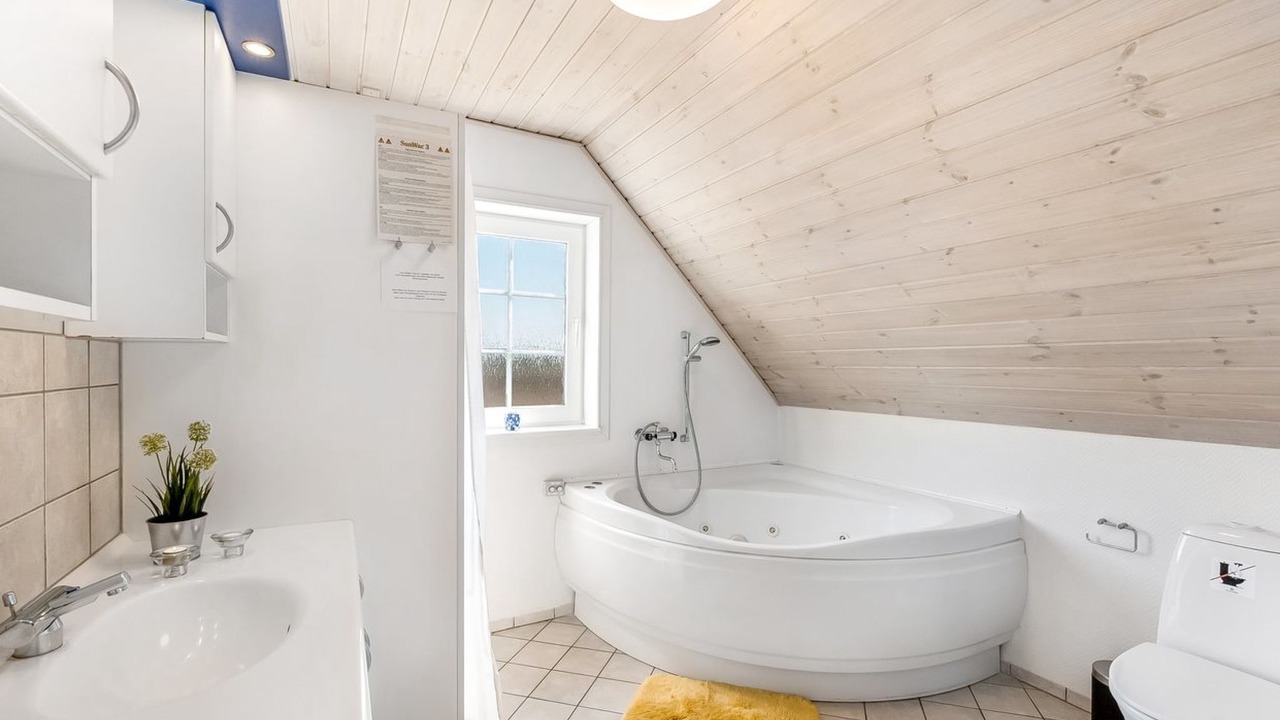 Photo of Bathroom in Nørre Lyngvig