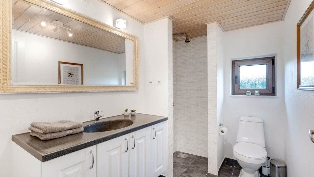 Photo of Bathroom in Skjern