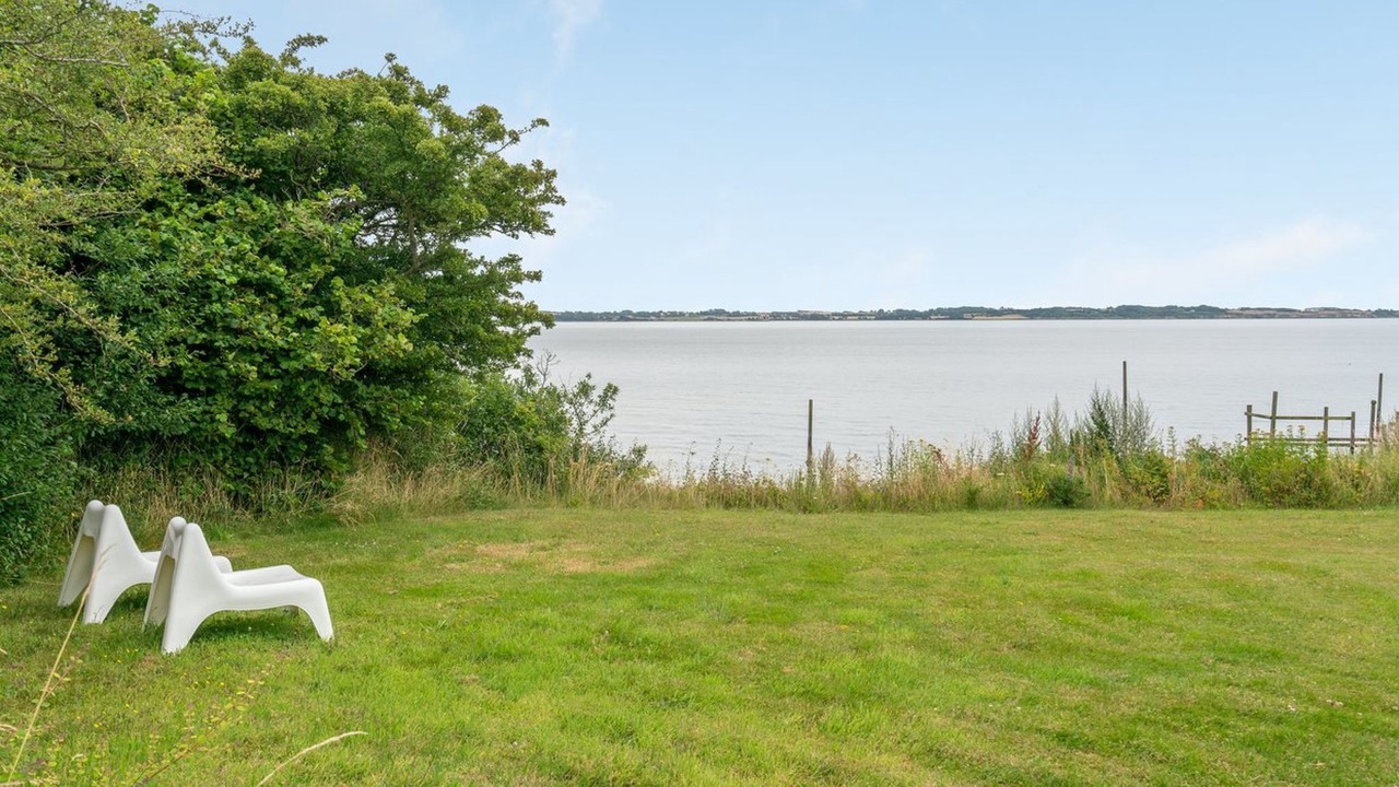 Photo of Others in Helnæs By