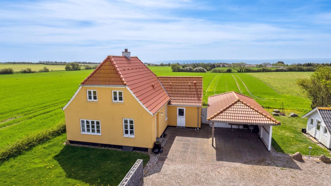Photo of Others in Helnæs By