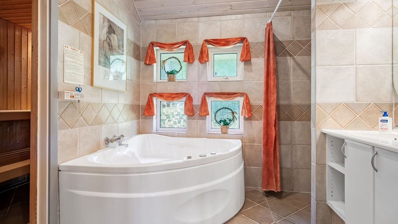 Photo of Bathroom in Saksild Strand