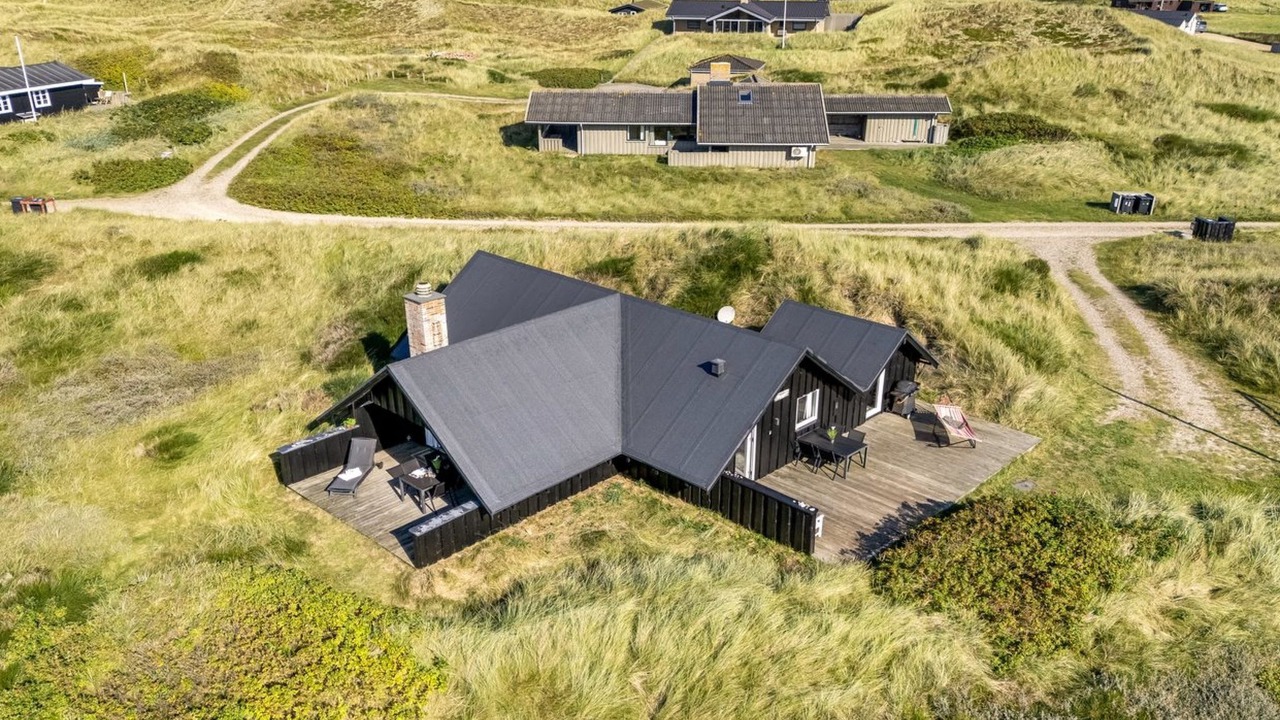 Photo of Others in Houvig