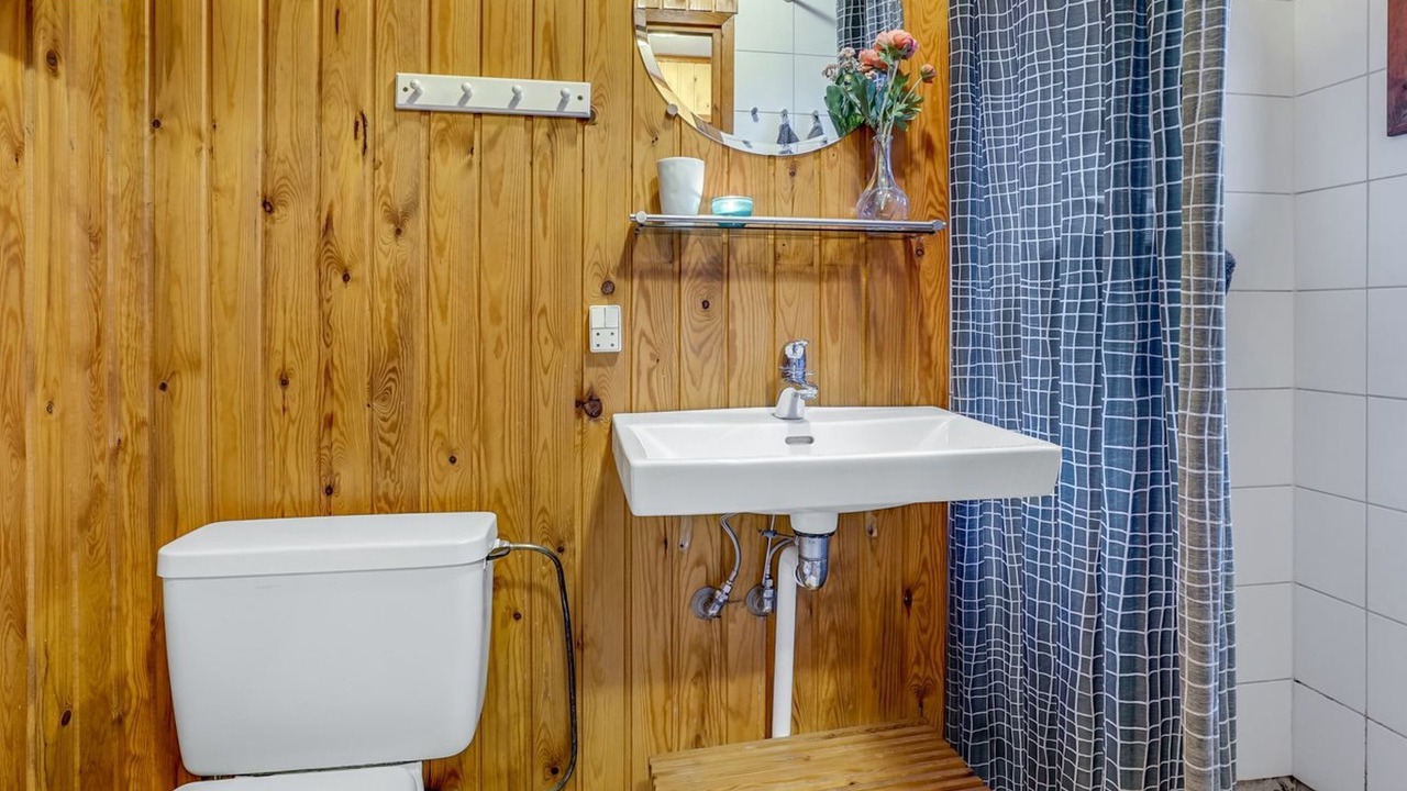 Photo of Bathroom in Brovst