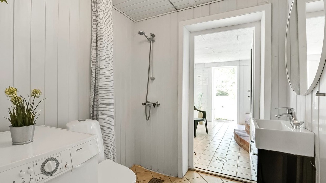 Photo of Bathroom in Lodbjerg Hede