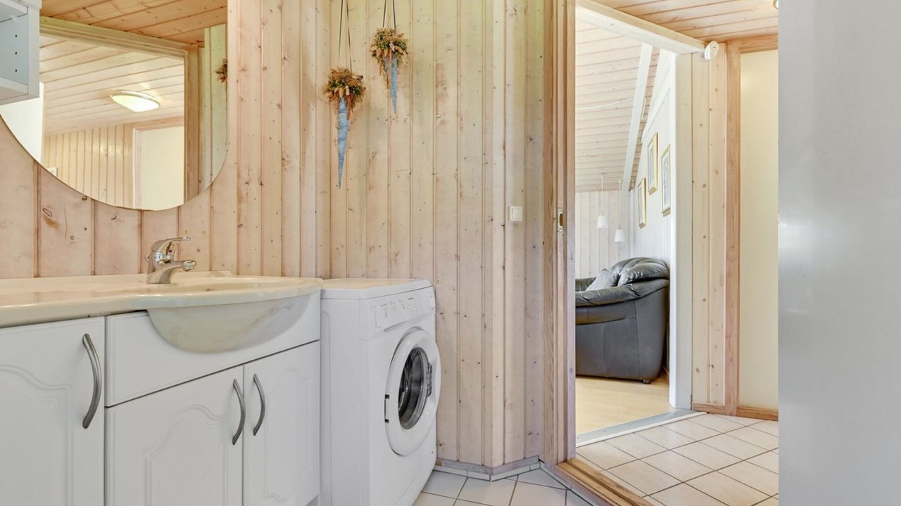 Photo of Bathroom in Bøtø By