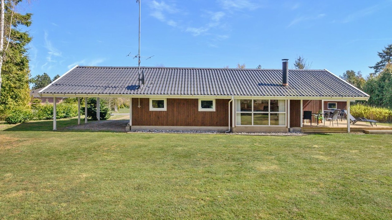 Photo of Others in Bøtø By