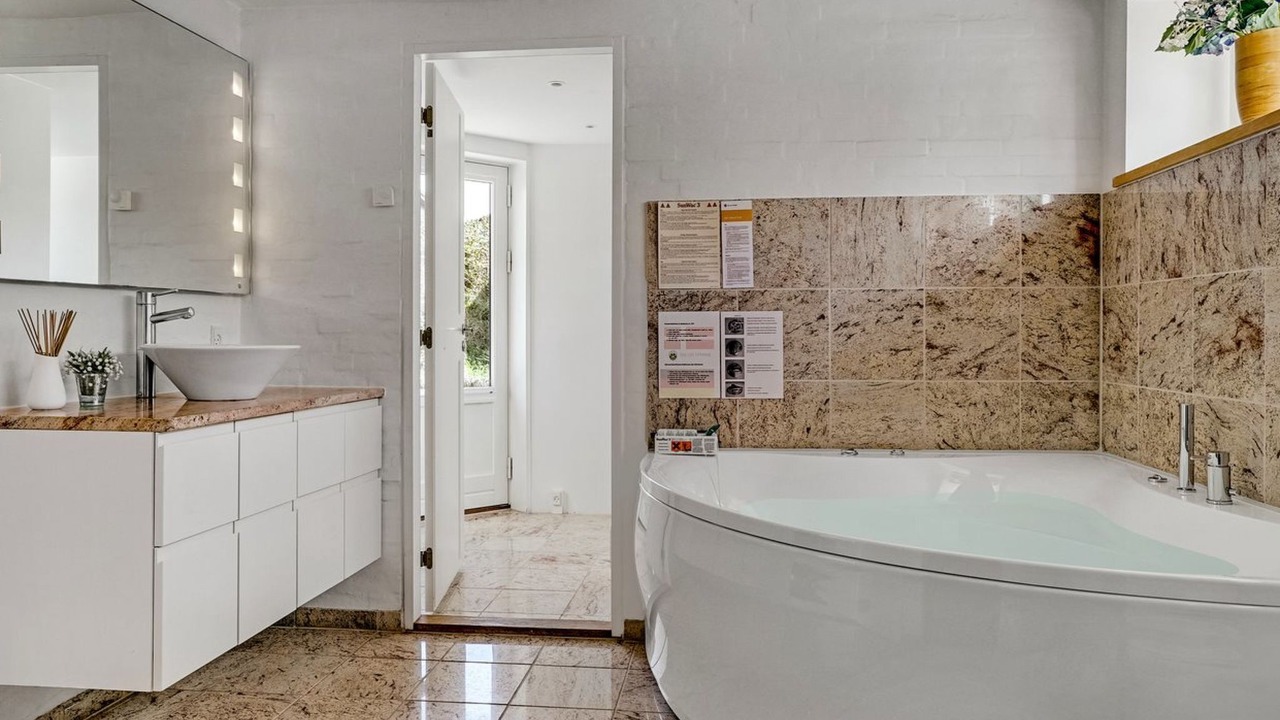 Photo of Bathroom in Saltum