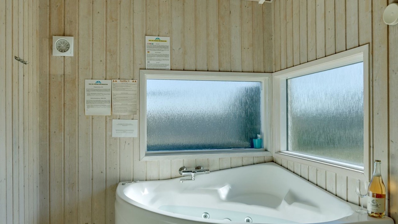 Photo of Bathroom in Houvig Strand