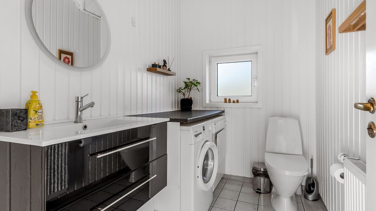 Photo of Bathroom in Lyngsbæk Strand